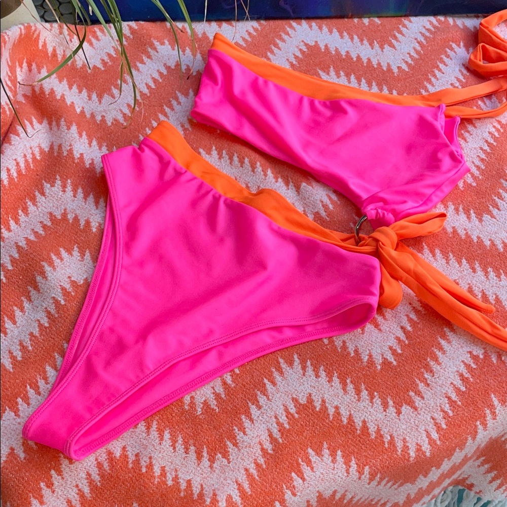 Lovers & Friends Sz Sm Neon Pink & Orange Two-Piece Cut Out & Tie Monokini